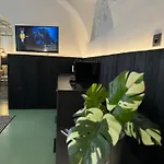 Center - Apartman